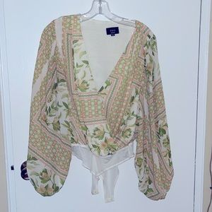 Dayana Printed Drape Bodysuit - Ivory Green × 1 Medium